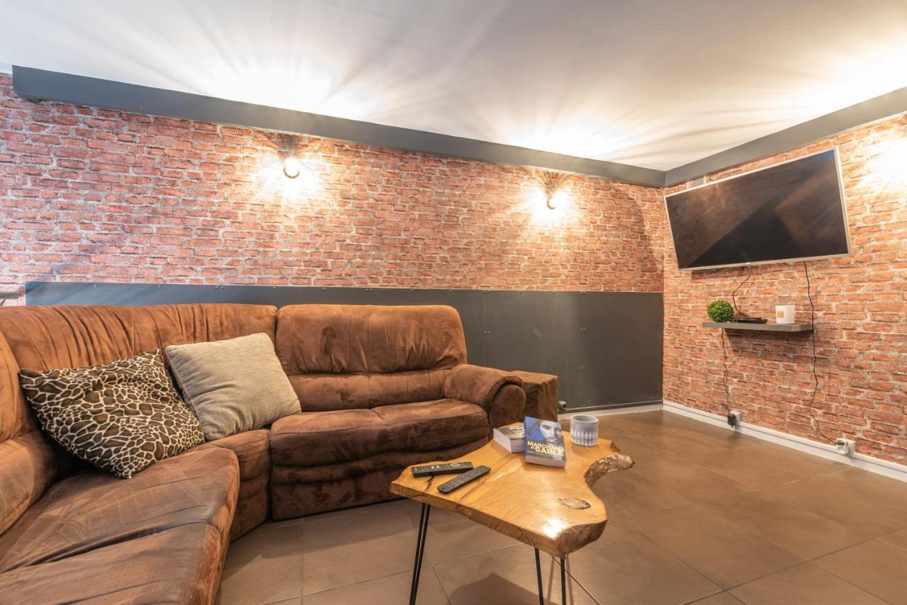 Loft Industriel En Centre Ville Le Puy-en-Velay Exterior photo